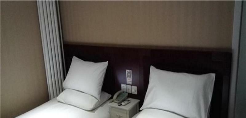 Beijing Fuxing Holiday Hotel Exteriör bild